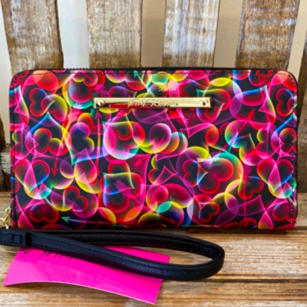 LAST ONE Betsey Johnson Hearts wallet/wristlet!